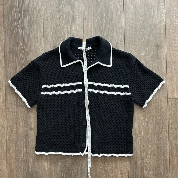 Abercrombie Crochet Button-Down Shirt | Black & White | Size Medium | EUC - Picture 3 of 5